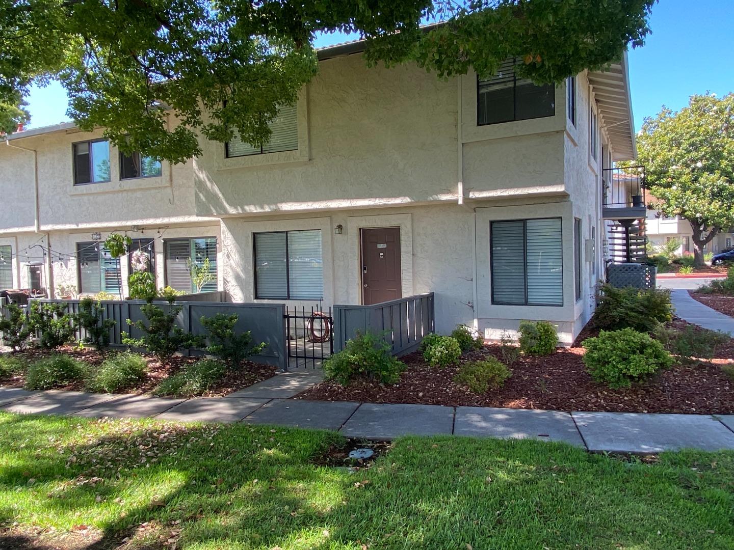 Detail Gallery Image 26 of 36 For 171 Kenbrook Cir, San Jose,  CA 95111 - 3 Beds | 1/1 Baths