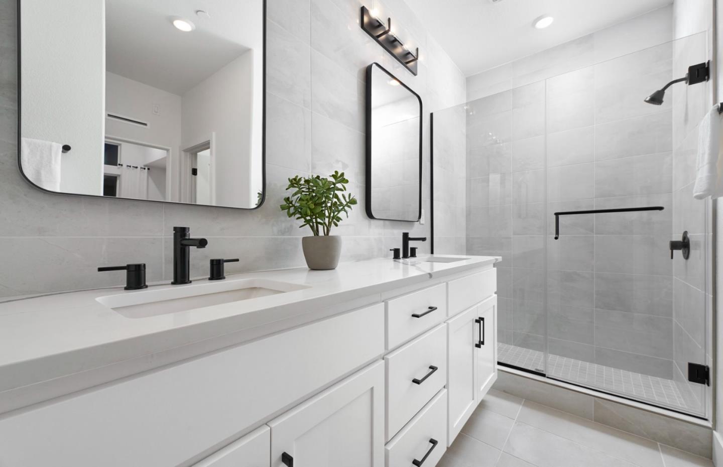 Detail Gallery Image 8 of 8 For 773 Wisteria Ct, San Jose,  CA 95117 - 4 Beds | 3 Baths