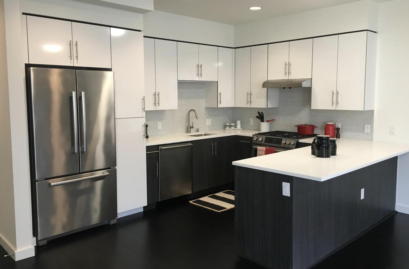 Detail Gallery Image 14 of 15 For 555 Innes Ave #408,  San Francisco,  CA 94124 - 2 Beds | 2 Baths