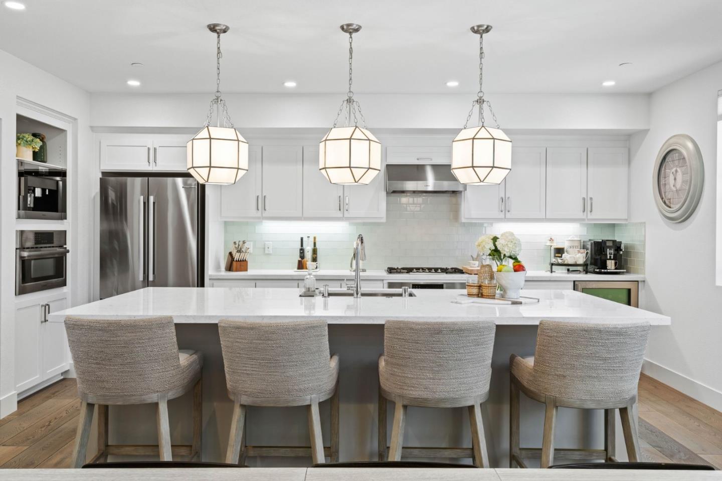 Detail Gallery Image 10 of 38 For 16321 Hamsher Ct, Los Gatos,  CA 95032 - 1 Beds | 1/1 Baths