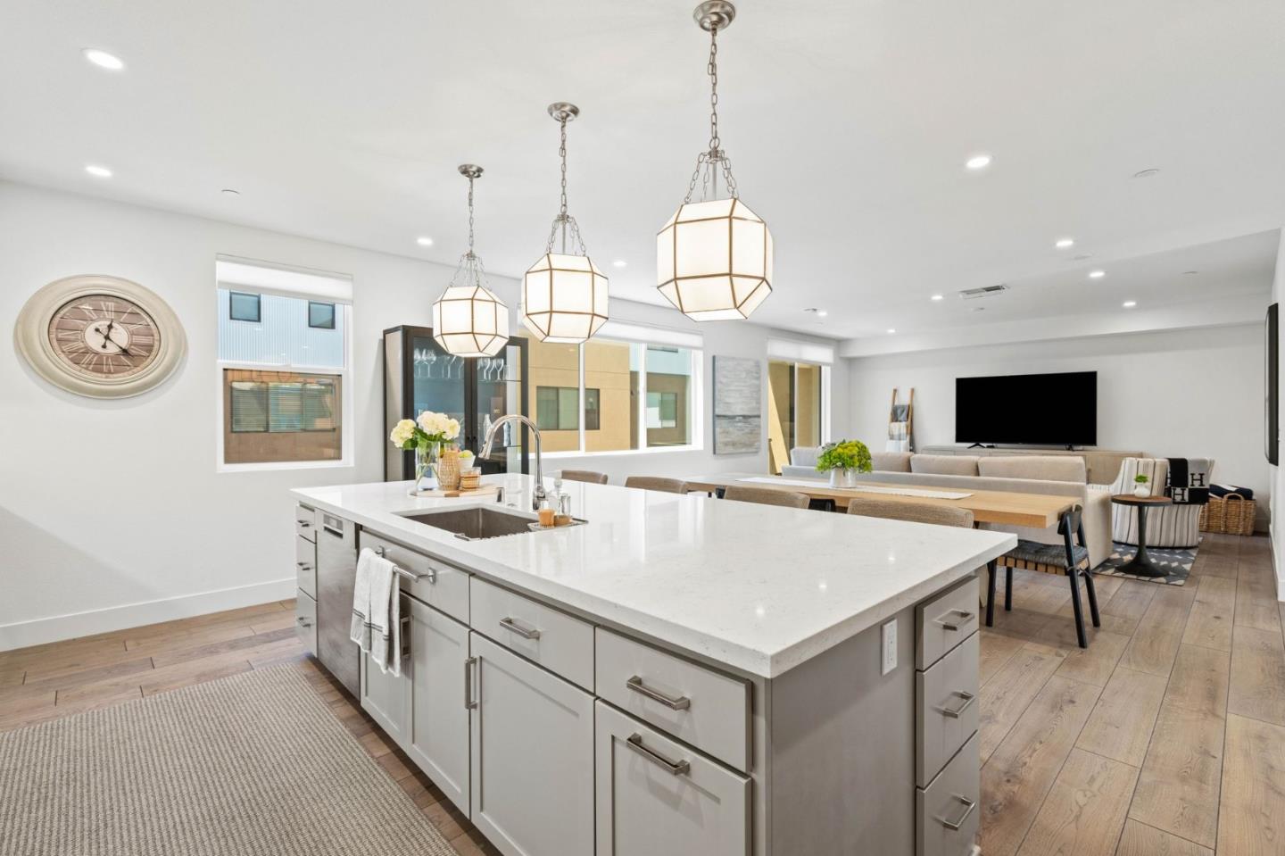Detail Gallery Image 13 of 38 For 16321 Hamsher Ct, Los Gatos,  CA 95032 - 1 Beds | 1/1 Baths