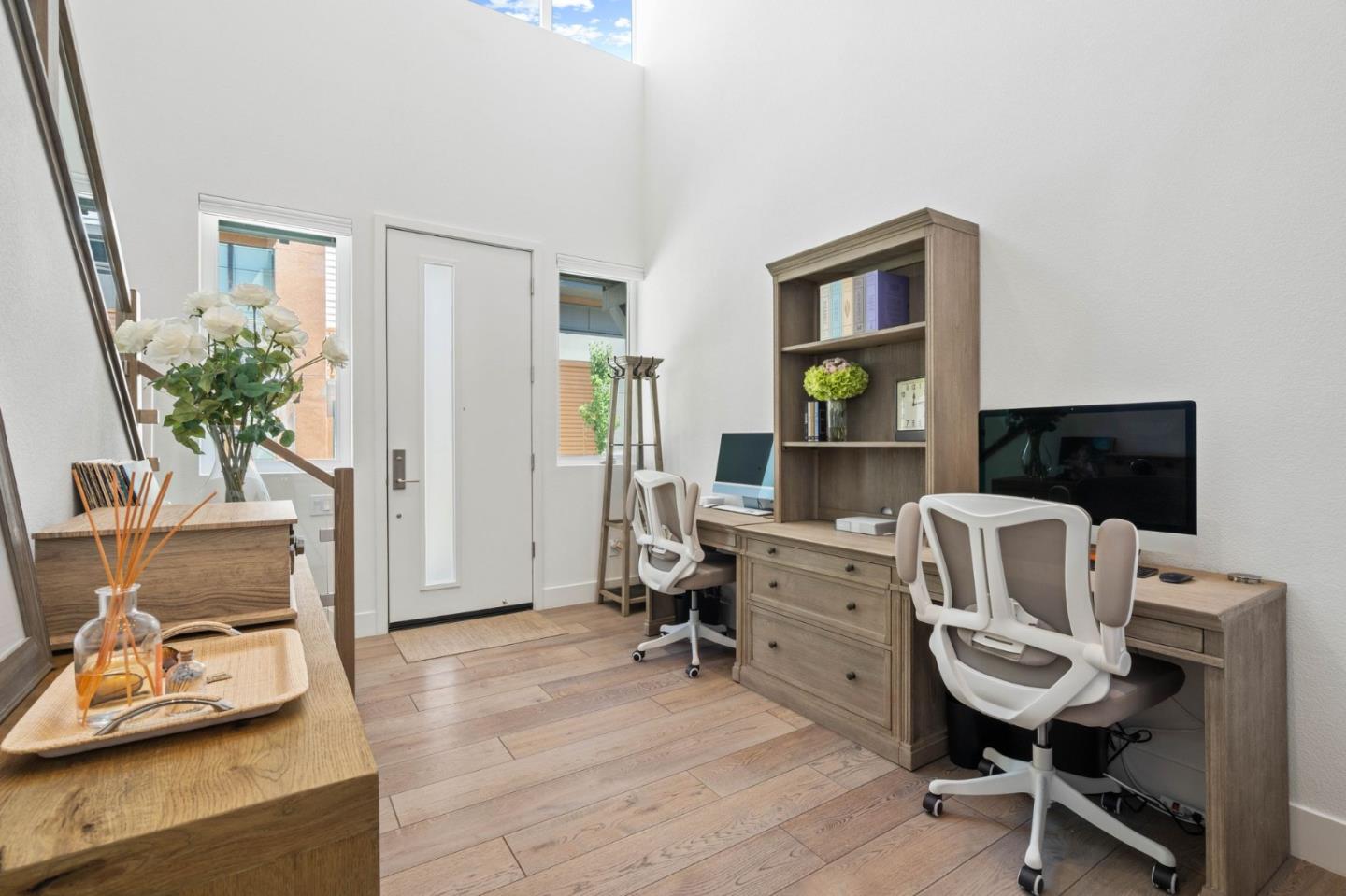 Detail Gallery Image 4 of 38 For 16321 Hamsher Ct, Los Gatos,  CA 95032 - 1 Beds | 1/1 Baths