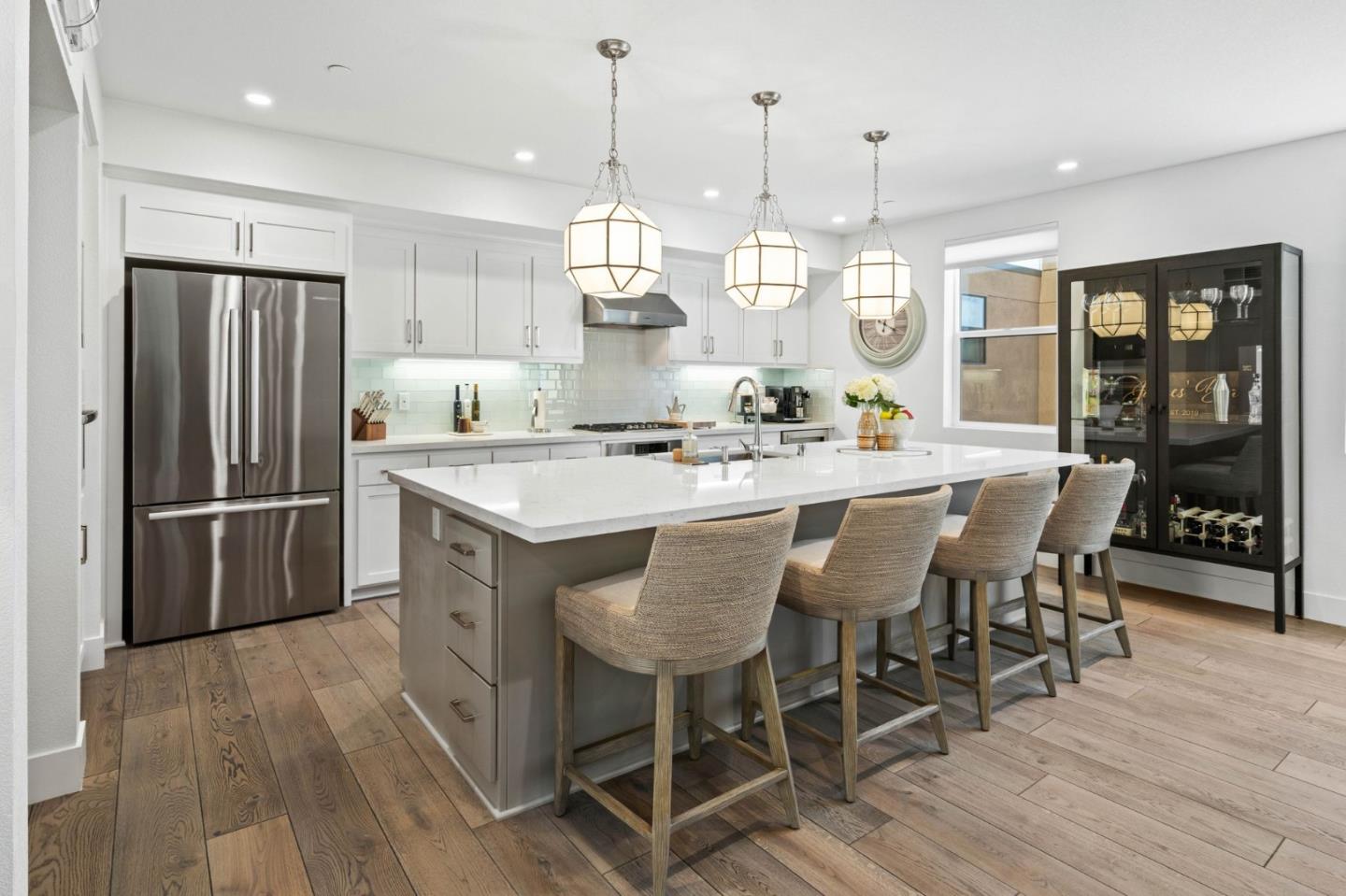 Detail Gallery Image 9 of 38 For 16321 Hamsher Ct, Los Gatos,  CA 95032 - 1 Beds | 1/1 Baths