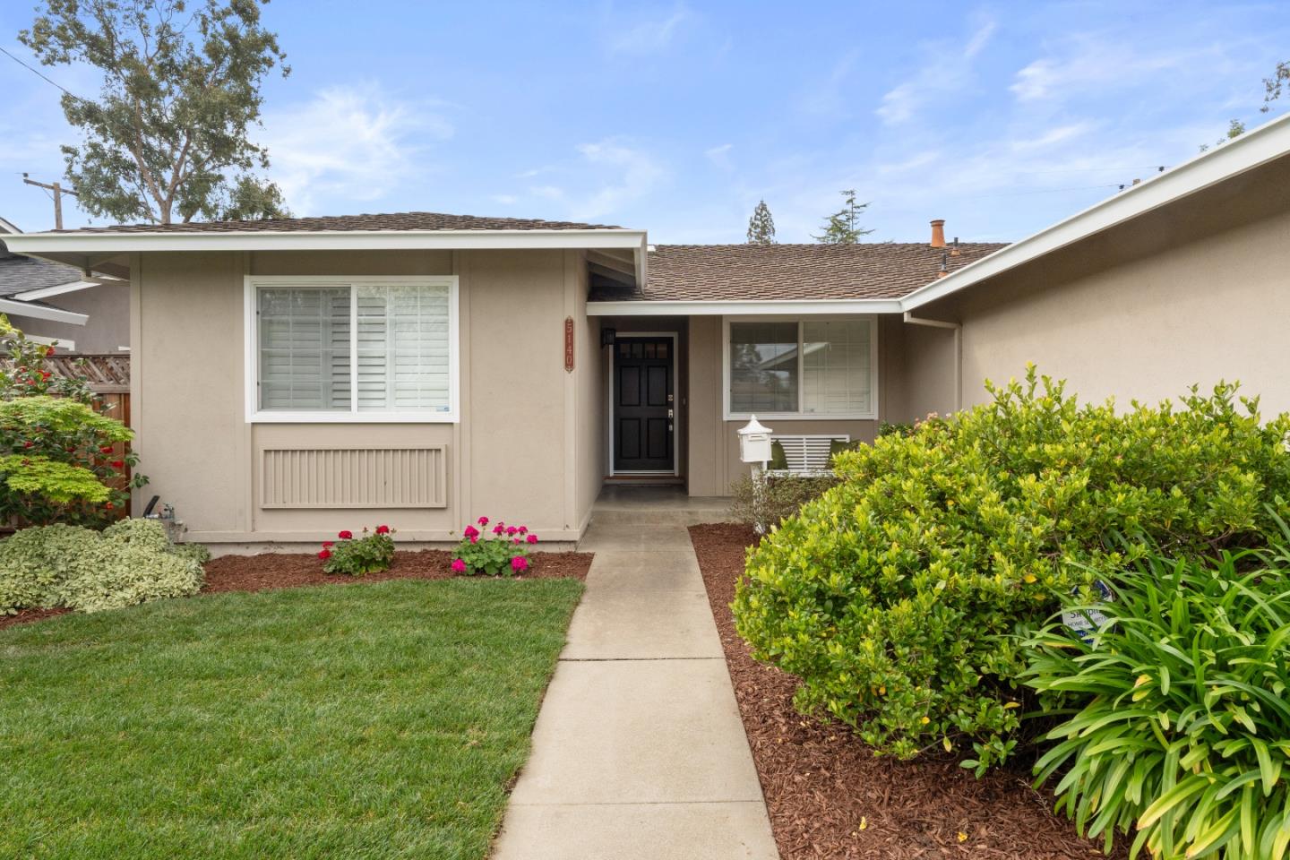 Detail Gallery Image 2 of 40 For 5140 Bobbie Ave, San Jose,  CA 95130 - 4 Beds | 2 Baths