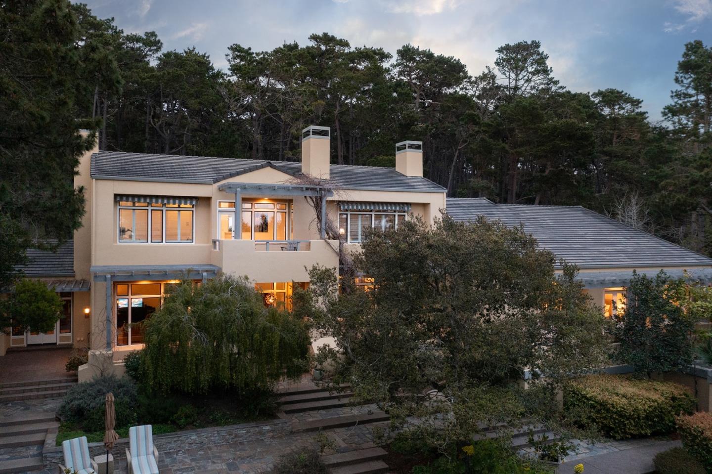 Detail Gallery Image 2 of 47 For 1579 Griffin Rd, Pebble Beach,  CA 93953 - 6 Beds | 4/1 Baths