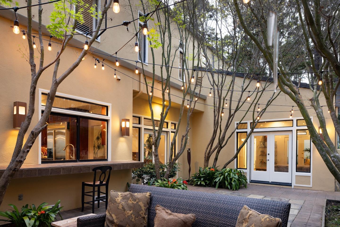 Detail Gallery Image 20 of 47 For 1579 Griffin Rd, Pebble Beach,  CA 93953 - 6 Beds | 4/1 Baths