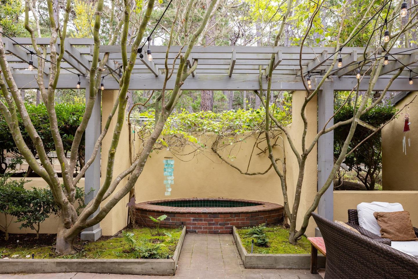 Detail Gallery Image 22 of 47 For 1579 Griffin Rd, Pebble Beach,  CA 93953 - 6 Beds | 4/1 Baths