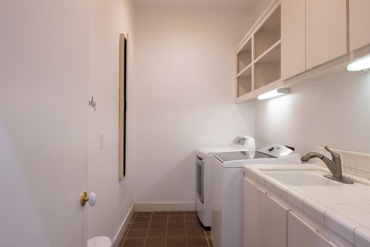 Detail Gallery Image 35 of 47 For 1579 Griffin Rd, Pebble Beach,  CA 93953 - 6 Beds | 4/1 Baths