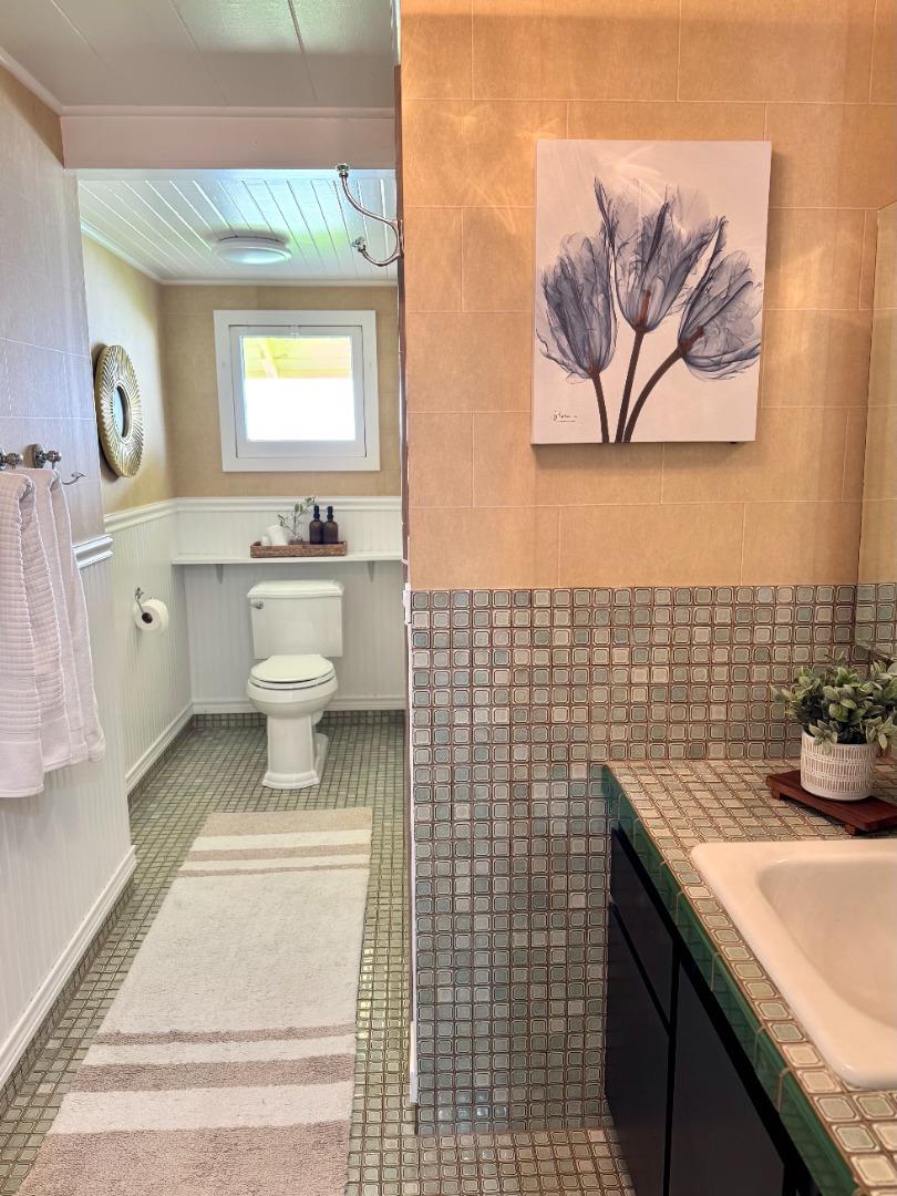 Detail Gallery Image 17 of 25 For 388 Central Ave, Pacific Grove,  CA 93950 - 4 Beds | 3 Baths