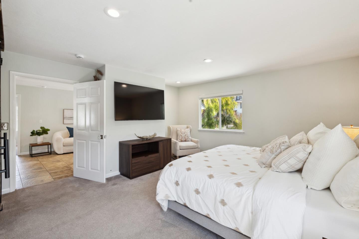 Detail Gallery Image 16 of 82 For 711 Darwin St, Santa Cruz,  CA 95062 - 2 Beds | 2 Baths