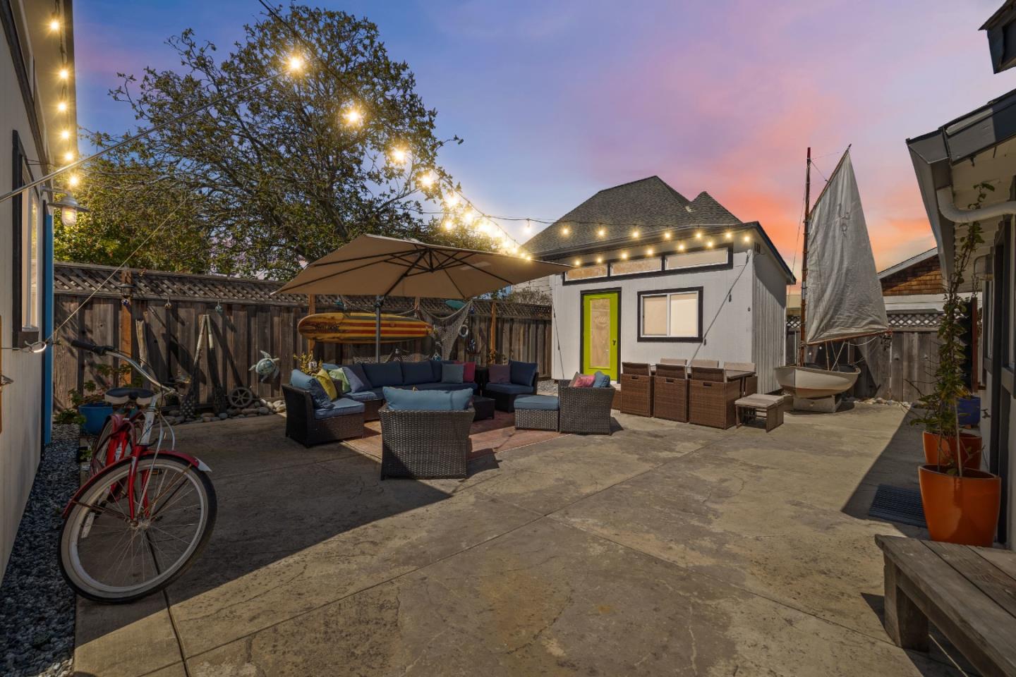 Detail Gallery Image 69 of 82 For 711 Darwin St, Santa Cruz,  CA 95062 - 2 Beds | 2 Baths