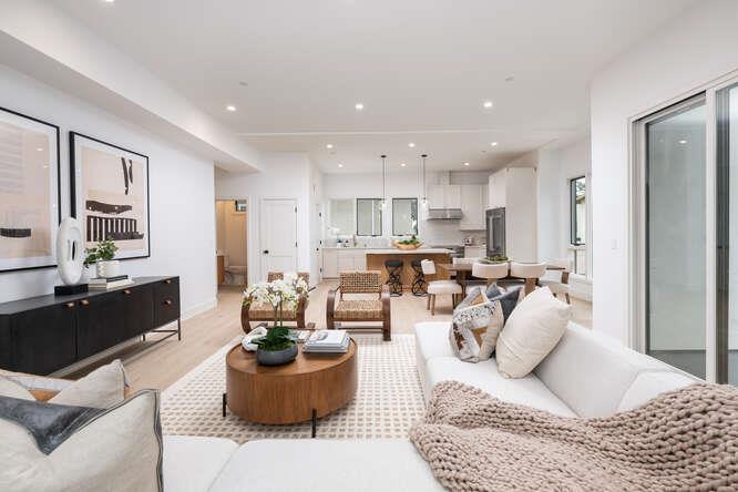 Detail Gallery Image 9 of 26 For 782 Elm #B,  San Carlos,  CA 94070 - 4 Beds | 3/1 Baths