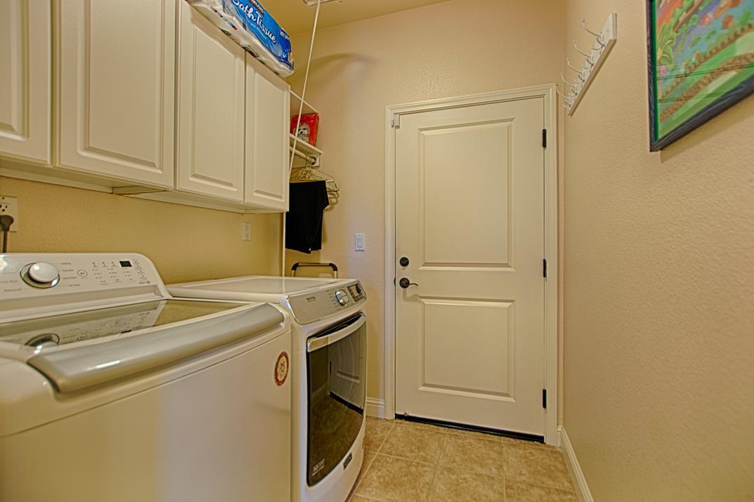 Detail Gallery Image 37 of 53 For 106 Santina Ct, Santa Cruz,  CA 95062 - 3 Beds | 2/1 Baths