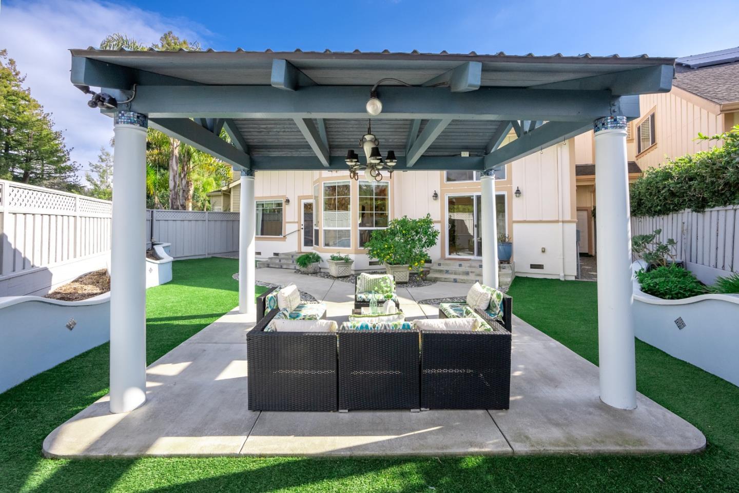 Detail Gallery Image 42 of 53 For 106 Santina Ct, Santa Cruz,  CA 95062 - 3 Beds | 2/1 Baths