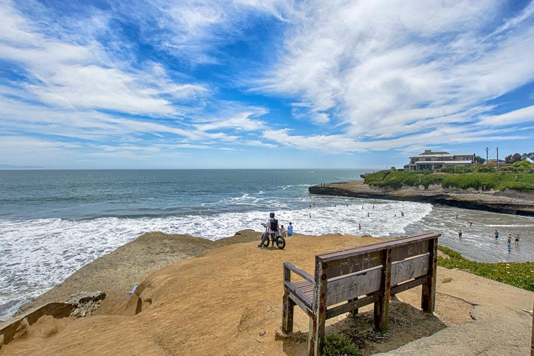 Detail Gallery Image 46 of 53 For 106 Santina Ct, Santa Cruz,  CA 95062 - 3 Beds | 2/1 Baths