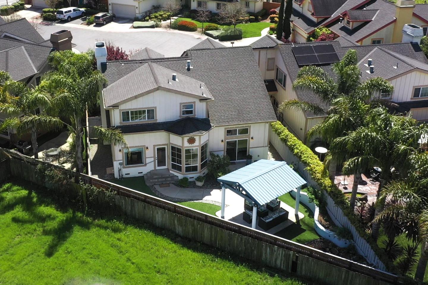 Detail Gallery Image 51 of 53 For 106 Santina Ct, Santa Cruz,  CA 95062 - 3 Beds | 2/1 Baths
