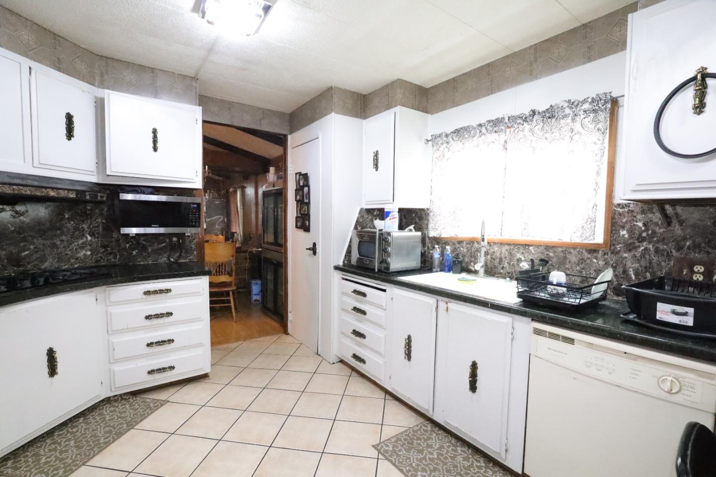 Detail Gallery Image 7 of 9 For 1837 Quimby Rd #1837,  San Jose,  CA 95122 - 3 Beds | 2 Baths