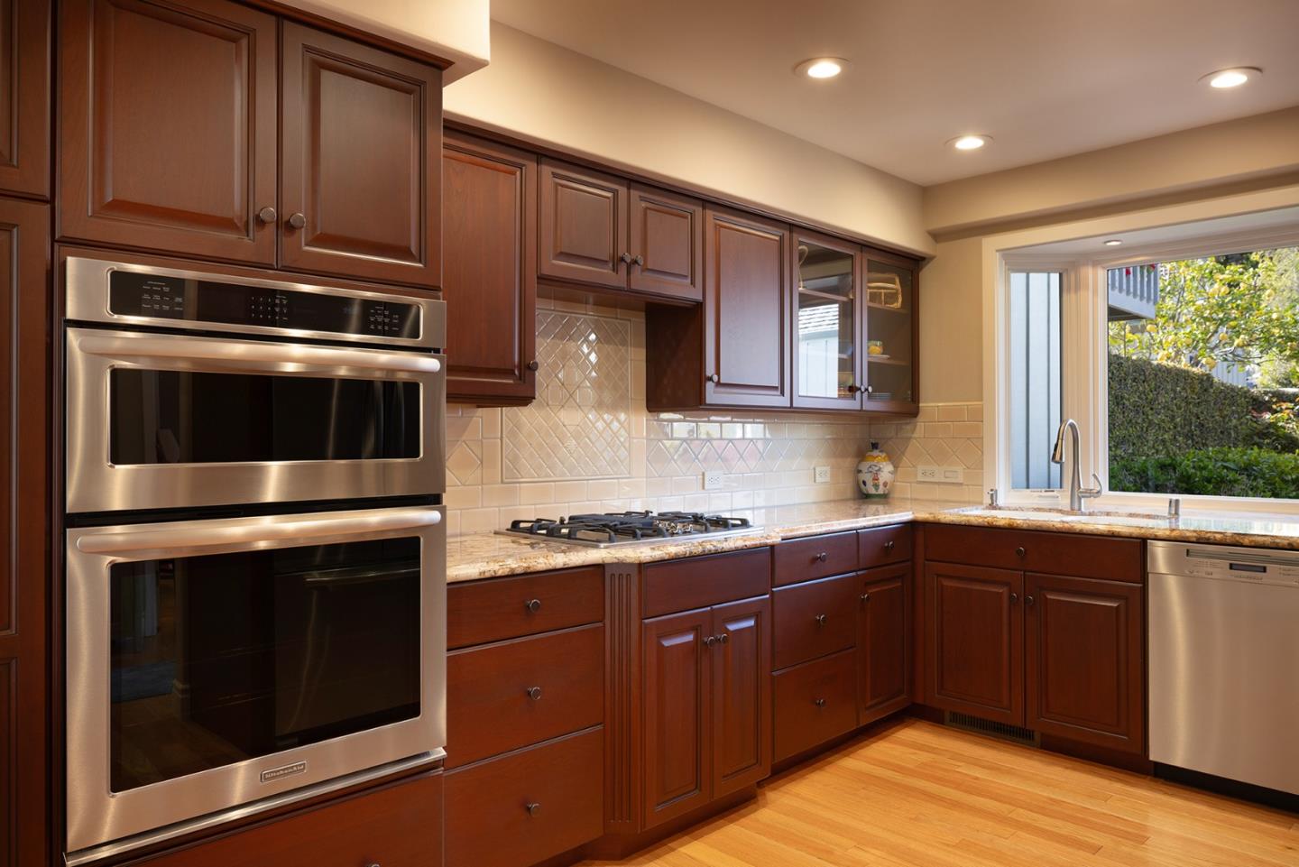 Detail Gallery Image 10 of 36 For 28092 Barn Way, Carmel,  CA 93923 - 2 Beds | 2 Baths