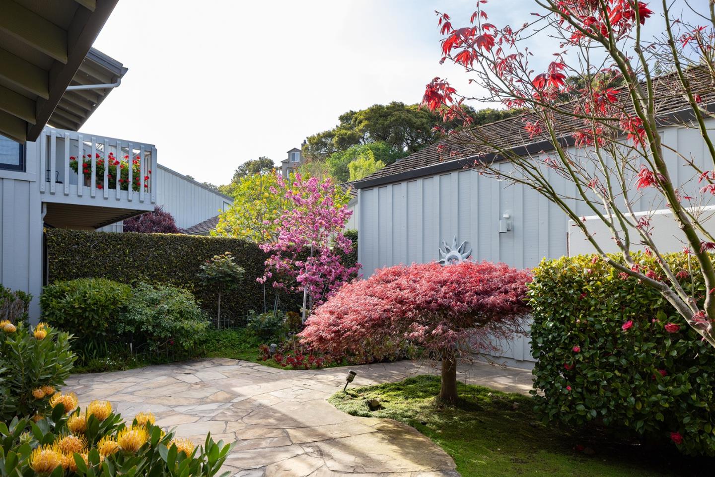 Detail Gallery Image 2 of 36 For 28092 Barn Way, Carmel,  CA 93923 - 2 Beds | 2 Baths