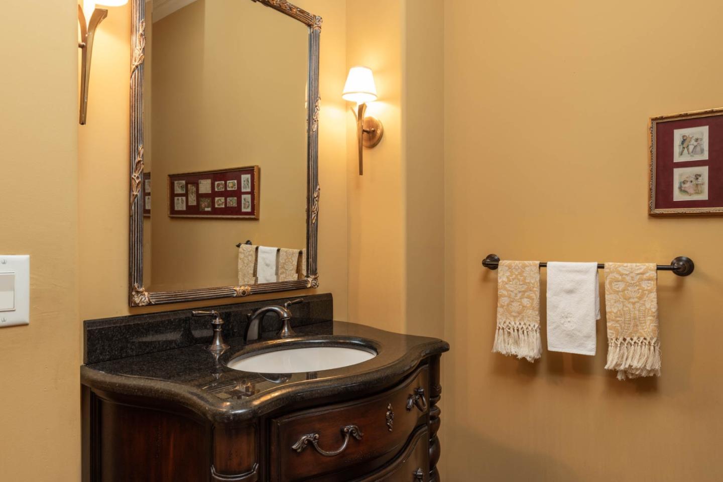 Detail Gallery Image 14 of 44 For 500 Estrella Doro, Monterey,  CA 93940 - 4 Beds | 3/1 Baths