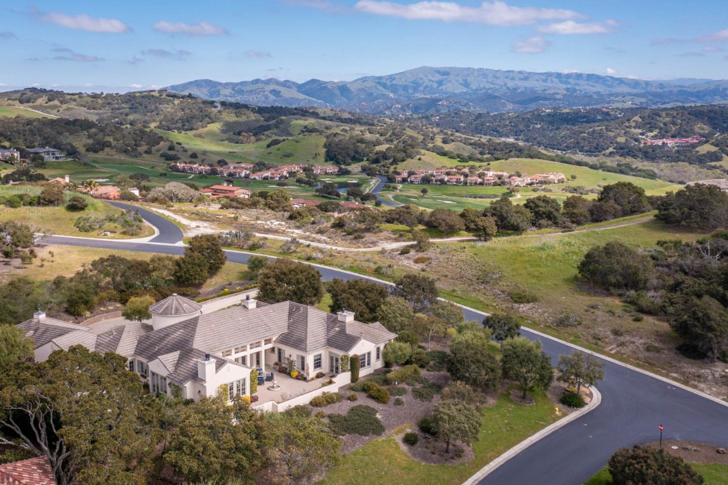 Detail Gallery Image 36 of 44 For 500 Estrella Doro, Monterey,  CA 93940 - 4 Beds | 3/1 Baths
