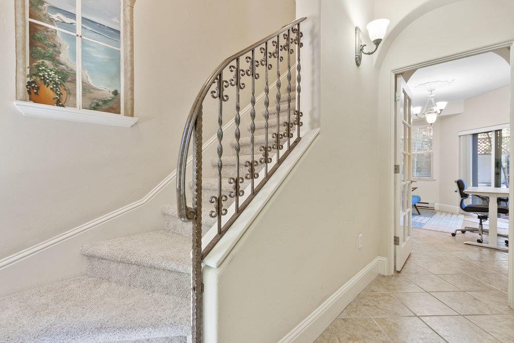 Detail Gallery Image 29 of 41 For 233 Villa Mar Vis, Santa Cruz,  CA 95060 - 3 Beds | 3 Baths