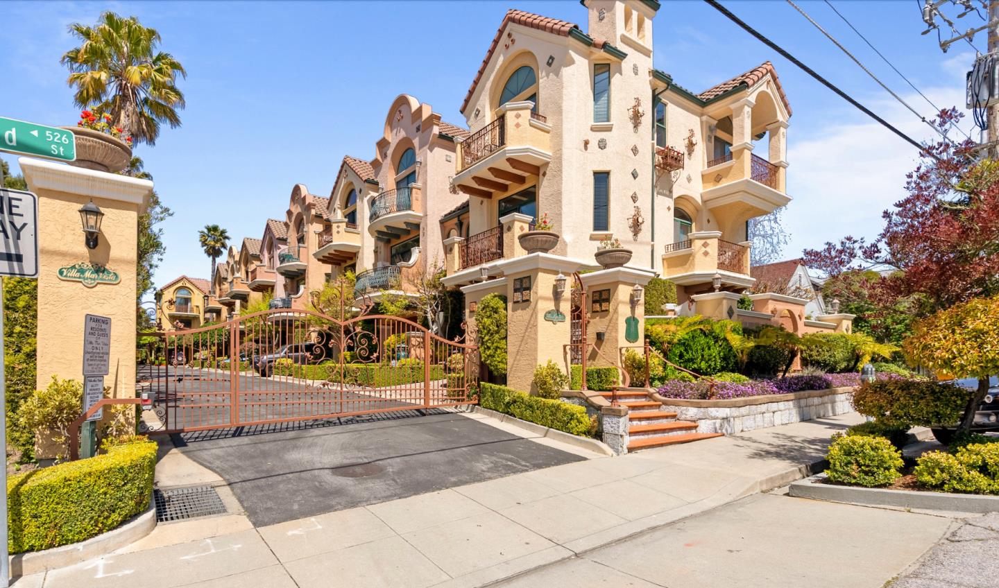 Detail Gallery Image 4 of 41 For 233 Villa Mar Vis, Santa Cruz,  CA 95060 - 3 Beds | 3 Baths
