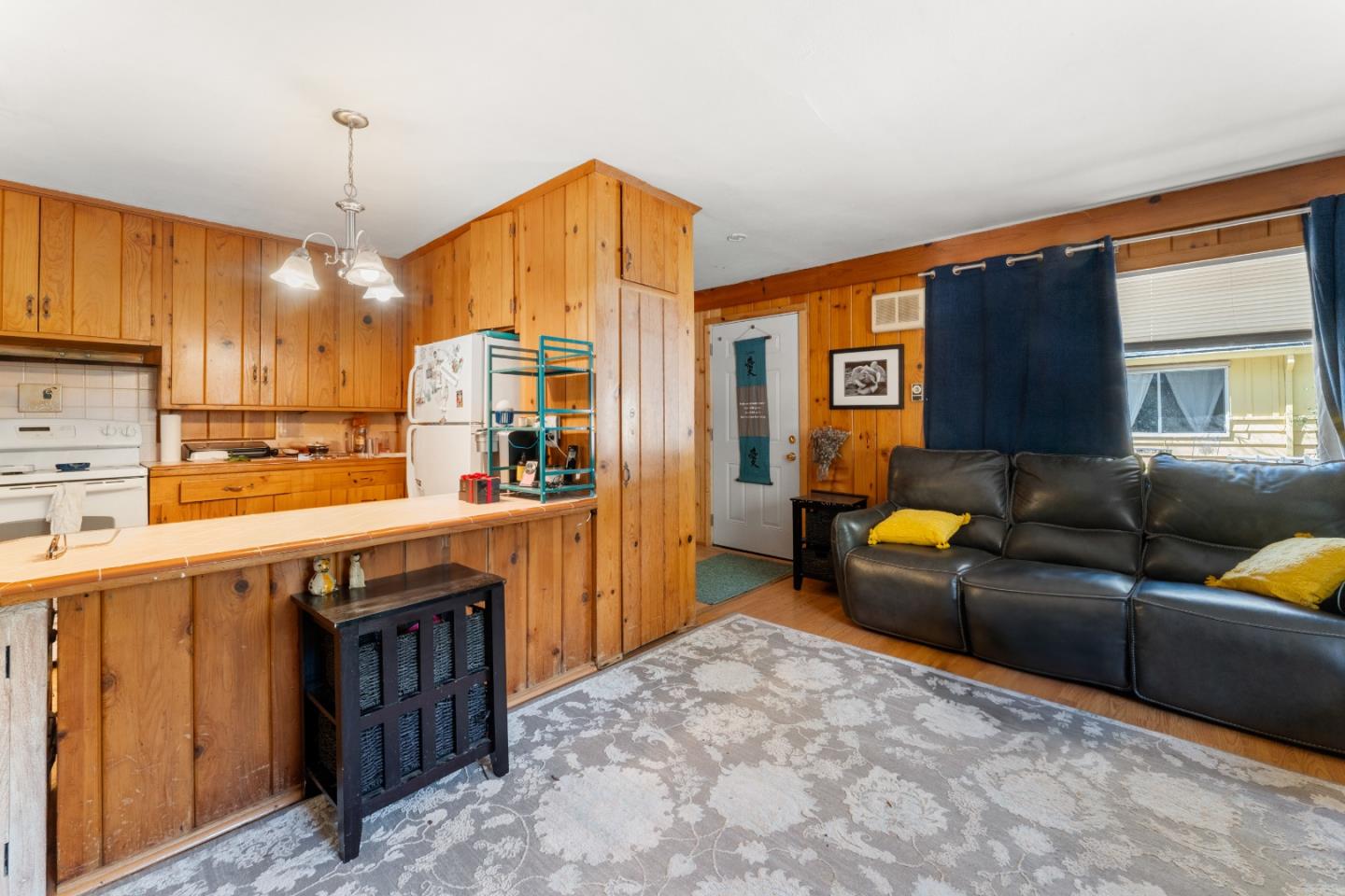 Detail Gallery Image 17 of 51 For 24 Grainger Ln, Santa Cruz,  CA 95060 - – Beds | – Baths