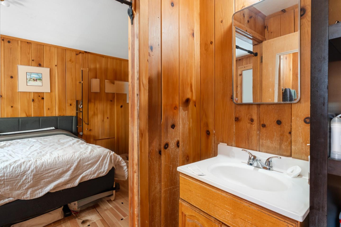 Detail Gallery Image 25 of 51 For 24 Grainger Ln, Santa Cruz,  CA 95060 - – Beds | – Baths