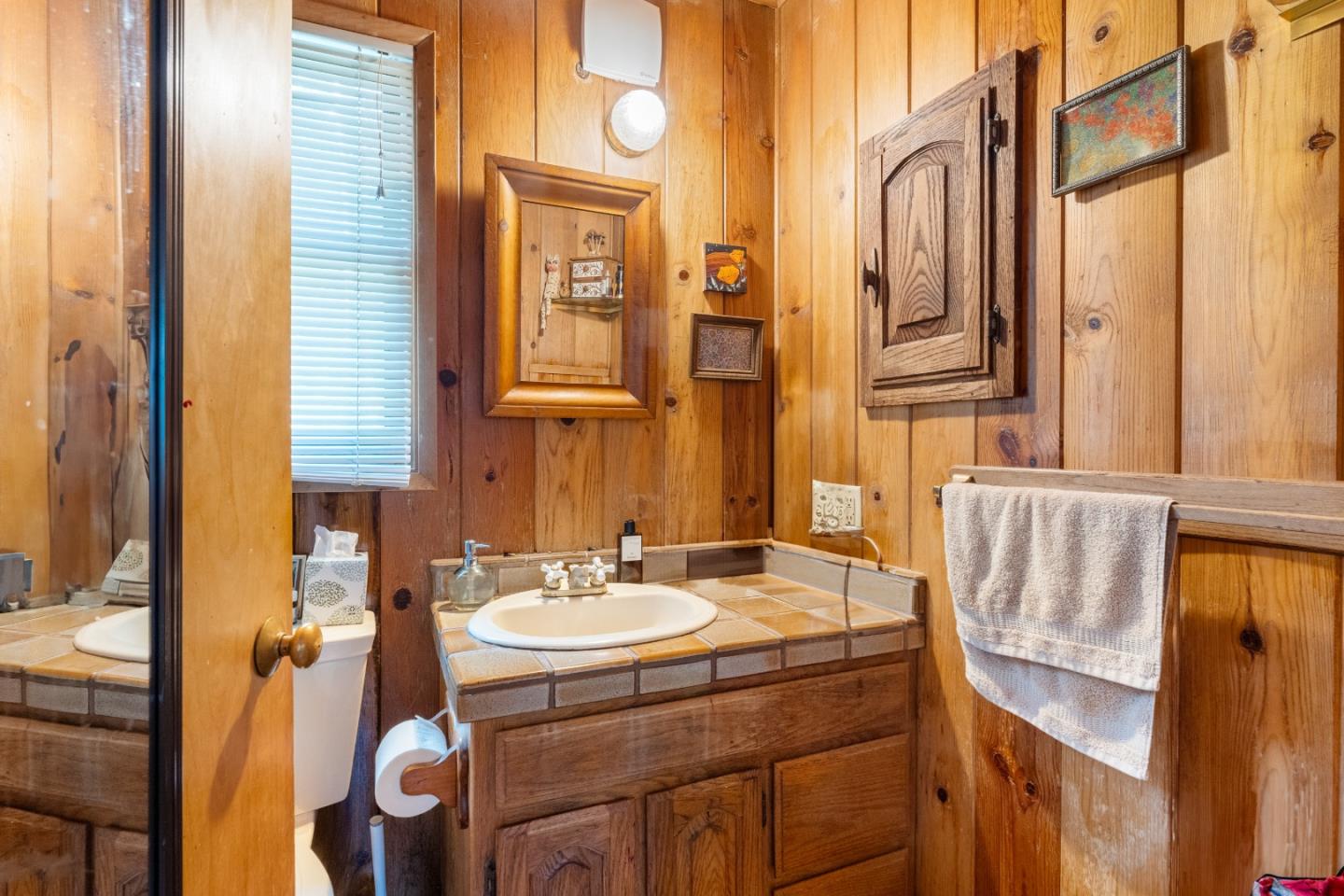 Detail Gallery Image 42 of 51 For 24 Grainger Ln, Santa Cruz,  CA 95060 - – Beds | – Baths