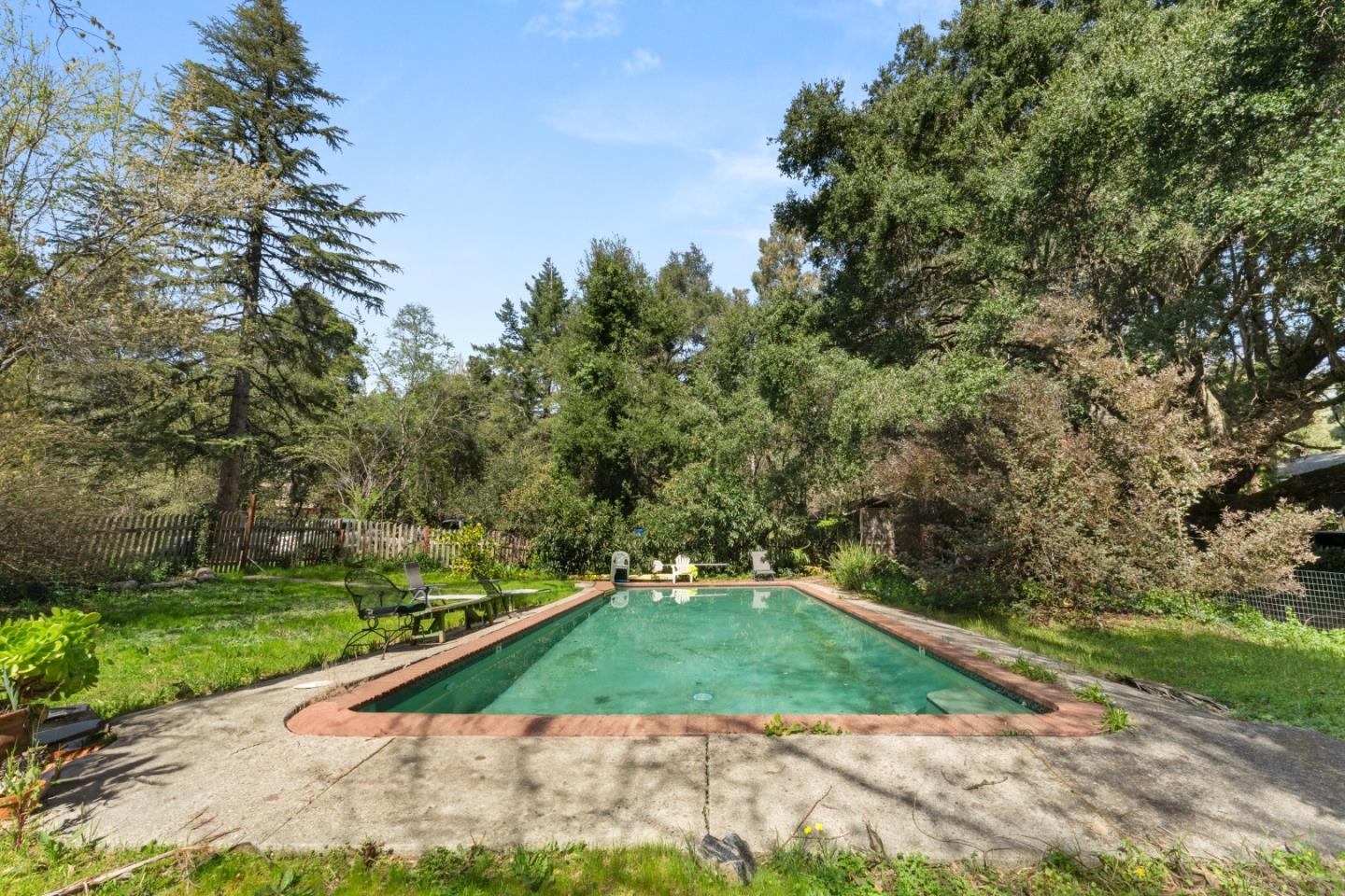 Detail Gallery Image 44 of 51 For 24 Grainger Ln, Santa Cruz,  CA 95060 - – Beds | – Baths