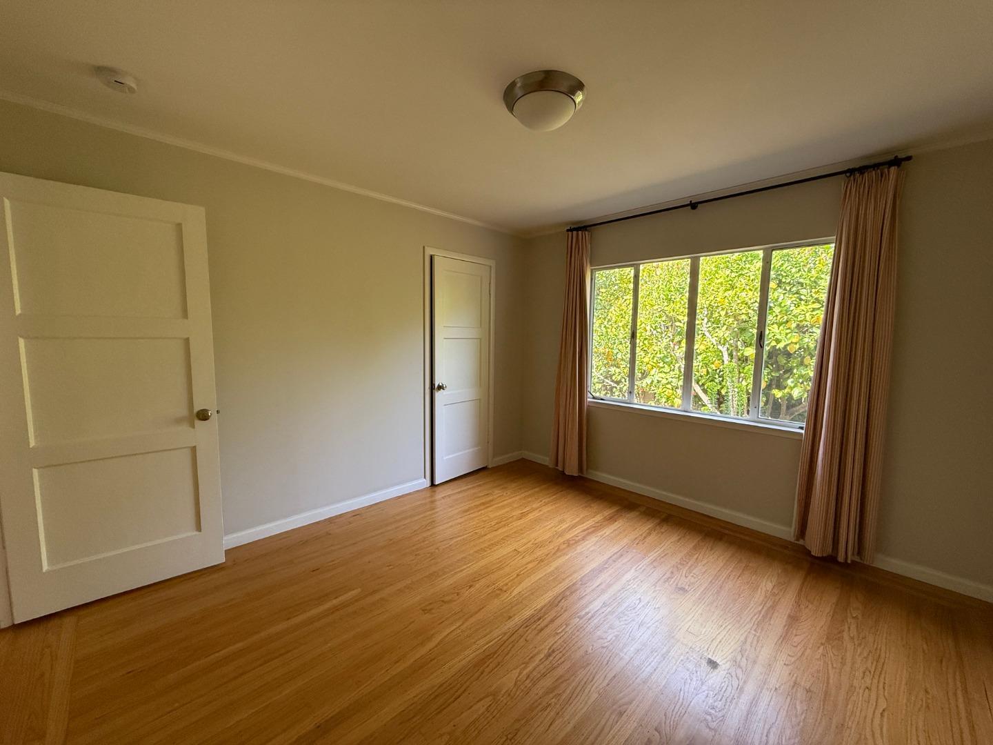 Detail Gallery Image 17 of 27 For 460 Cotton St, Menlo Park,  CA 94025 - 3 Beds | 2 Baths