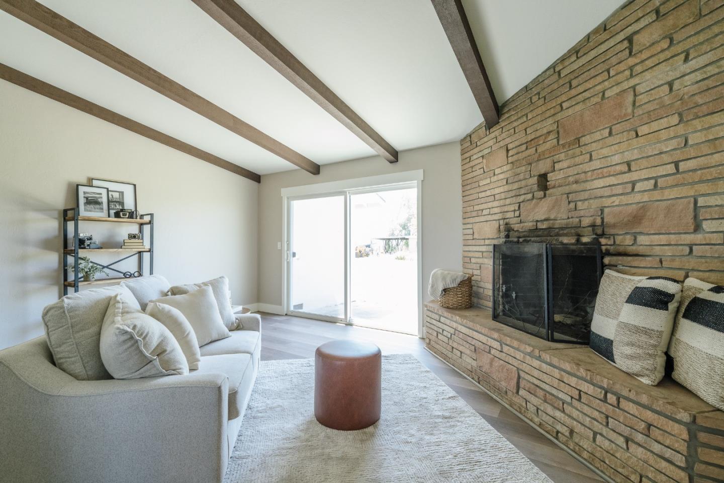 Detail Gallery Image 13 of 36 For 5150 San Felipe Rd, Hollister,  CA 95023 - 4 Beds | 2 Baths