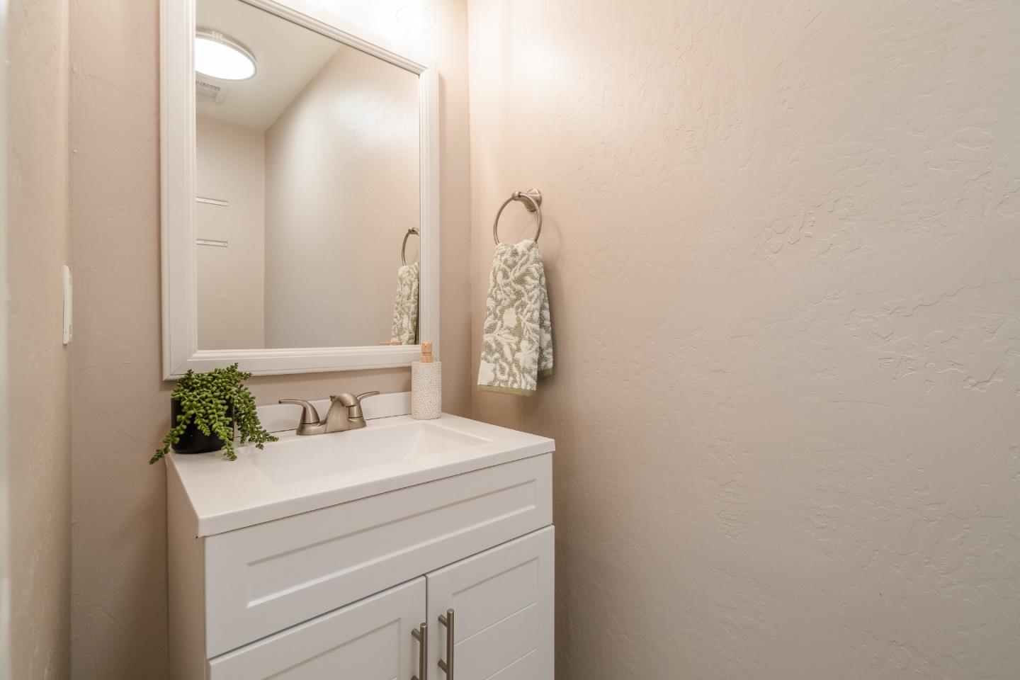 Detail Gallery Image 31 of 36 For 5150 San Felipe Rd, Hollister,  CA 95023 - 4 Beds | 2 Baths