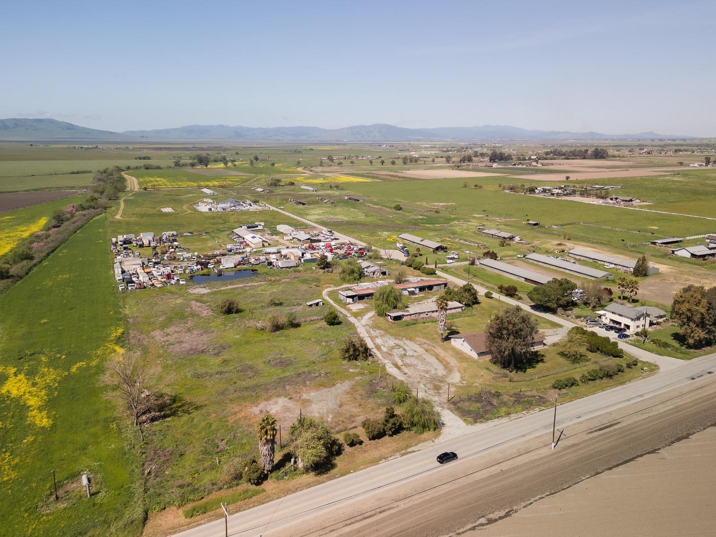 Detail Gallery Image 35 of 36 For 5150 San Felipe Rd, Hollister,  CA 95023 - 4 Beds | 2 Baths