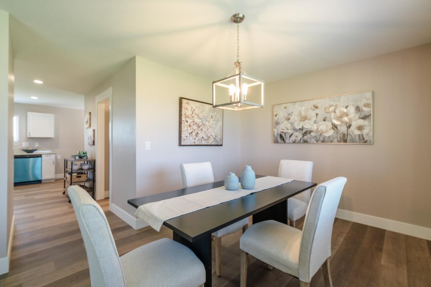 Detail Gallery Image 9 of 36 For 5150 San Felipe Rd, Hollister,  CA 95023 - 4 Beds | 2 Baths