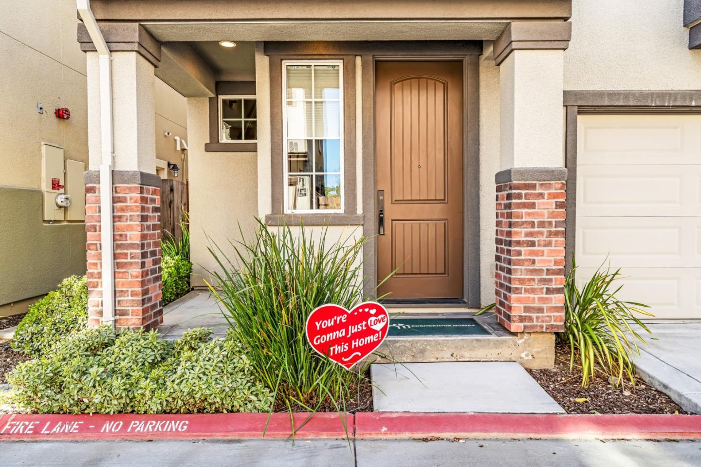 Detail Gallery Image 3 of 56 For 6014 Rocco Ct, San Jose,  CA 95120 - 4 Beds | 2/1 Baths
