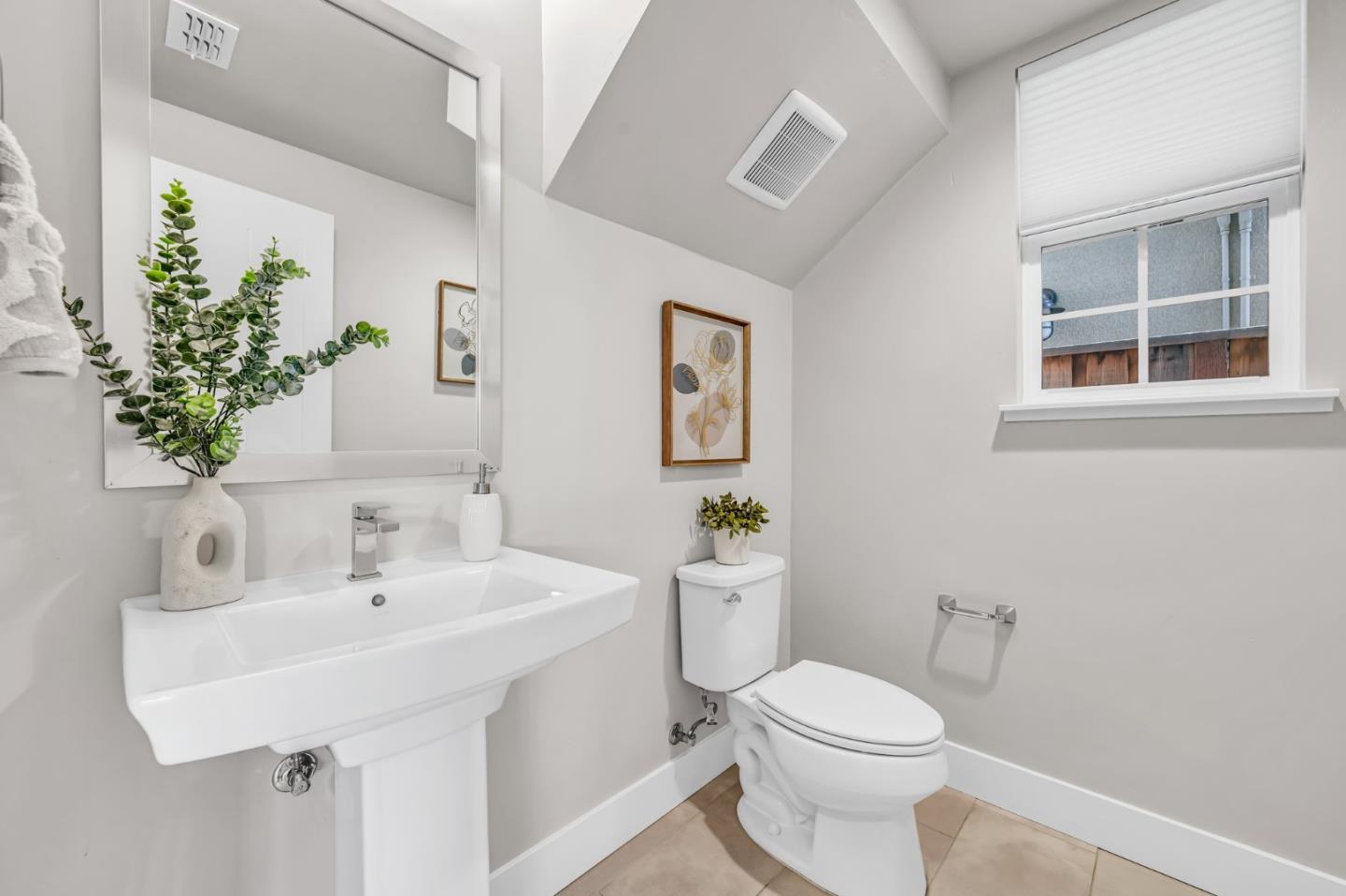 Detail Gallery Image 6 of 56 For 6014 Rocco Ct, San Jose,  CA 95120 - 4 Beds | 2/1 Baths