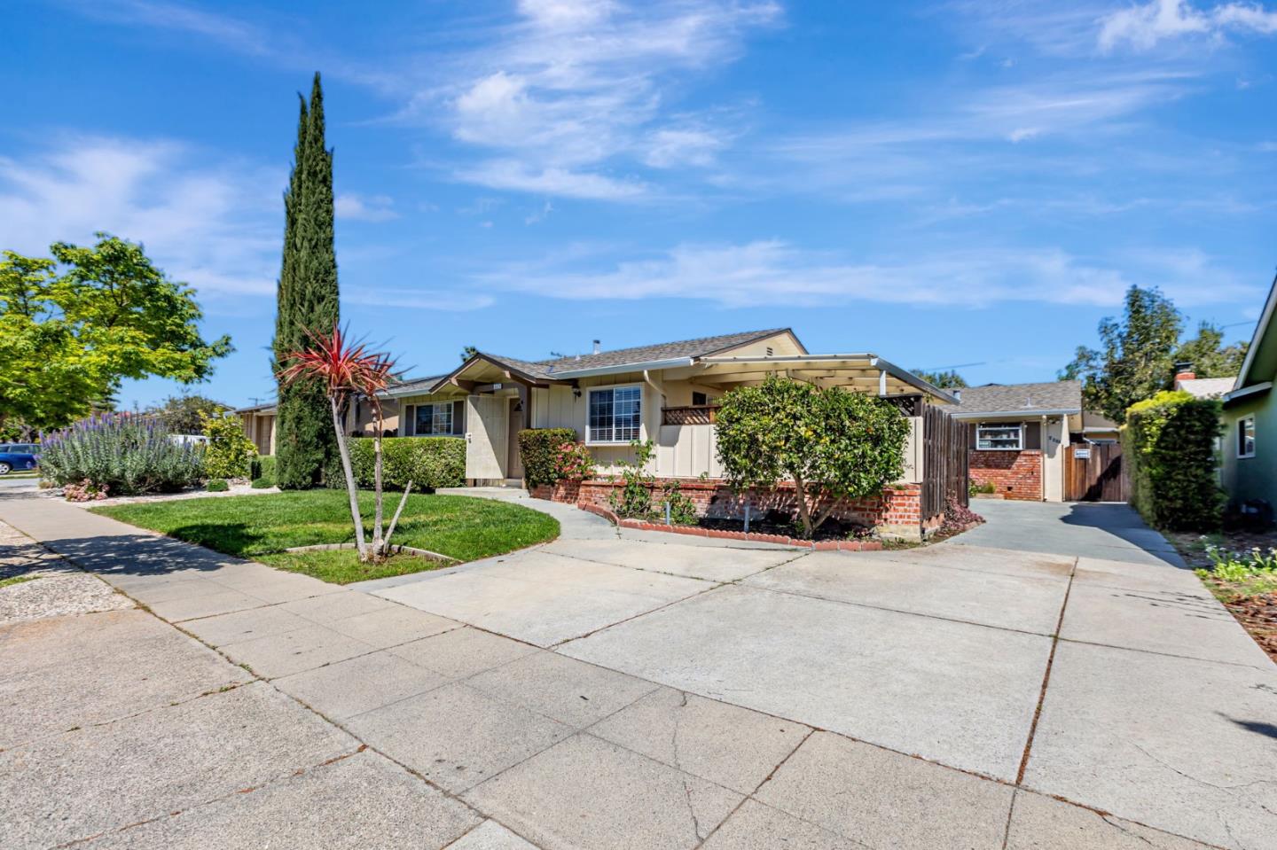 Detail Gallery Image 3 of 43 For 4631 Whitwood Ln, San Jose,  CA 95130 - – Beds | – Baths