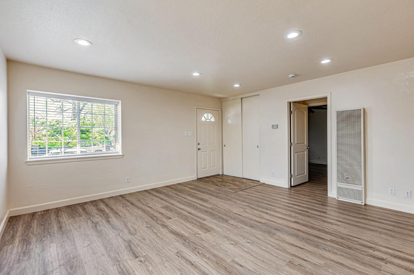 Detail Gallery Image 6 of 43 For 4631 Whitwood Ln, San Jose,  CA 95130 - – Beds | – Baths