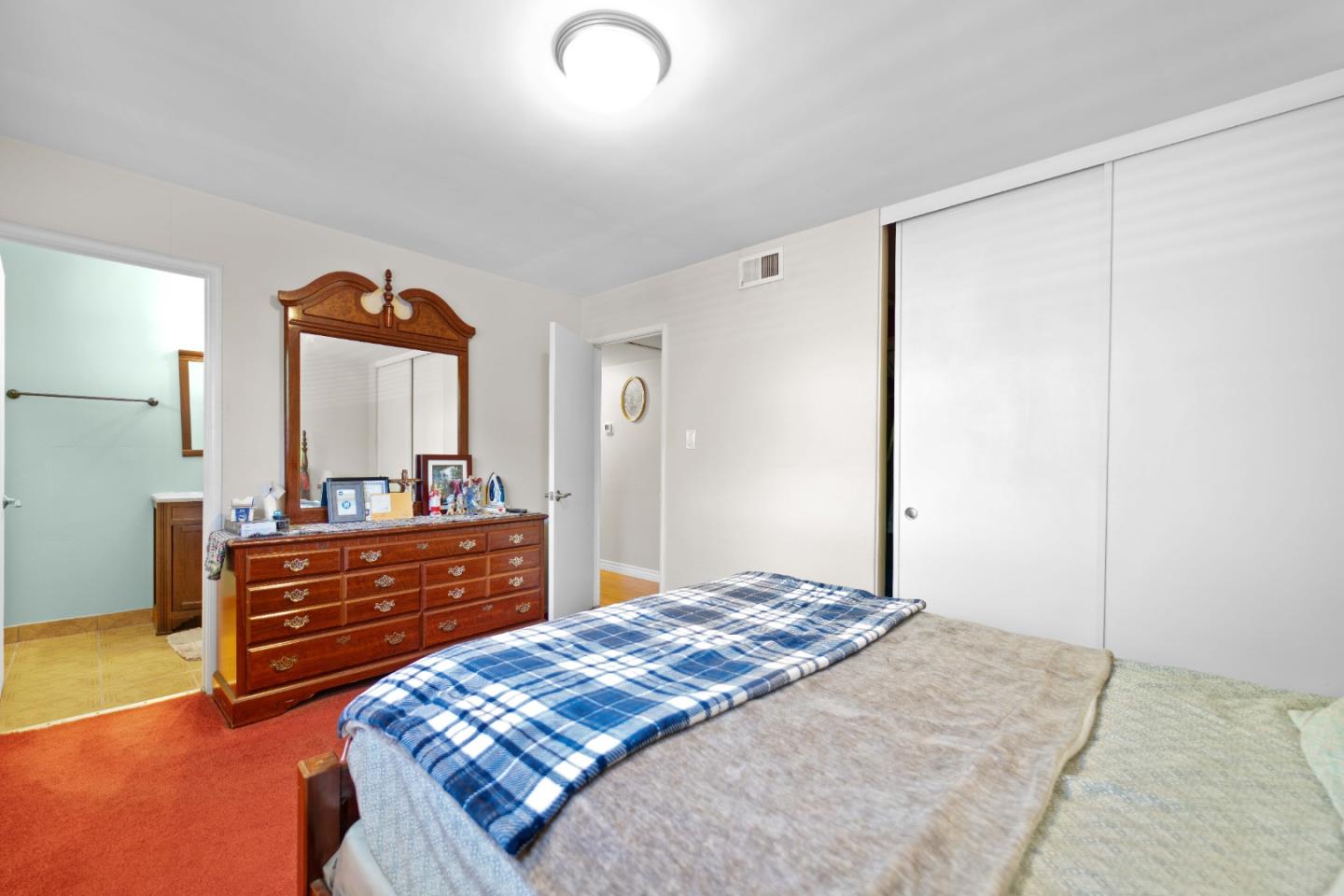 Detail Gallery Image 16 of 26 For 5191 Roeder Rd, San Jose,  CA 95111 - 3 Beds | 2 Baths