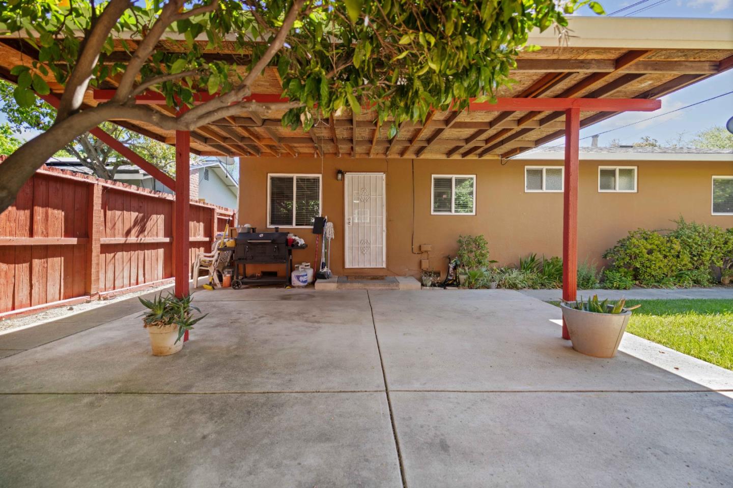 Detail Gallery Image 19 of 26 For 5191 Roeder Rd, San Jose,  CA 95111 - 3 Beds | 2 Baths