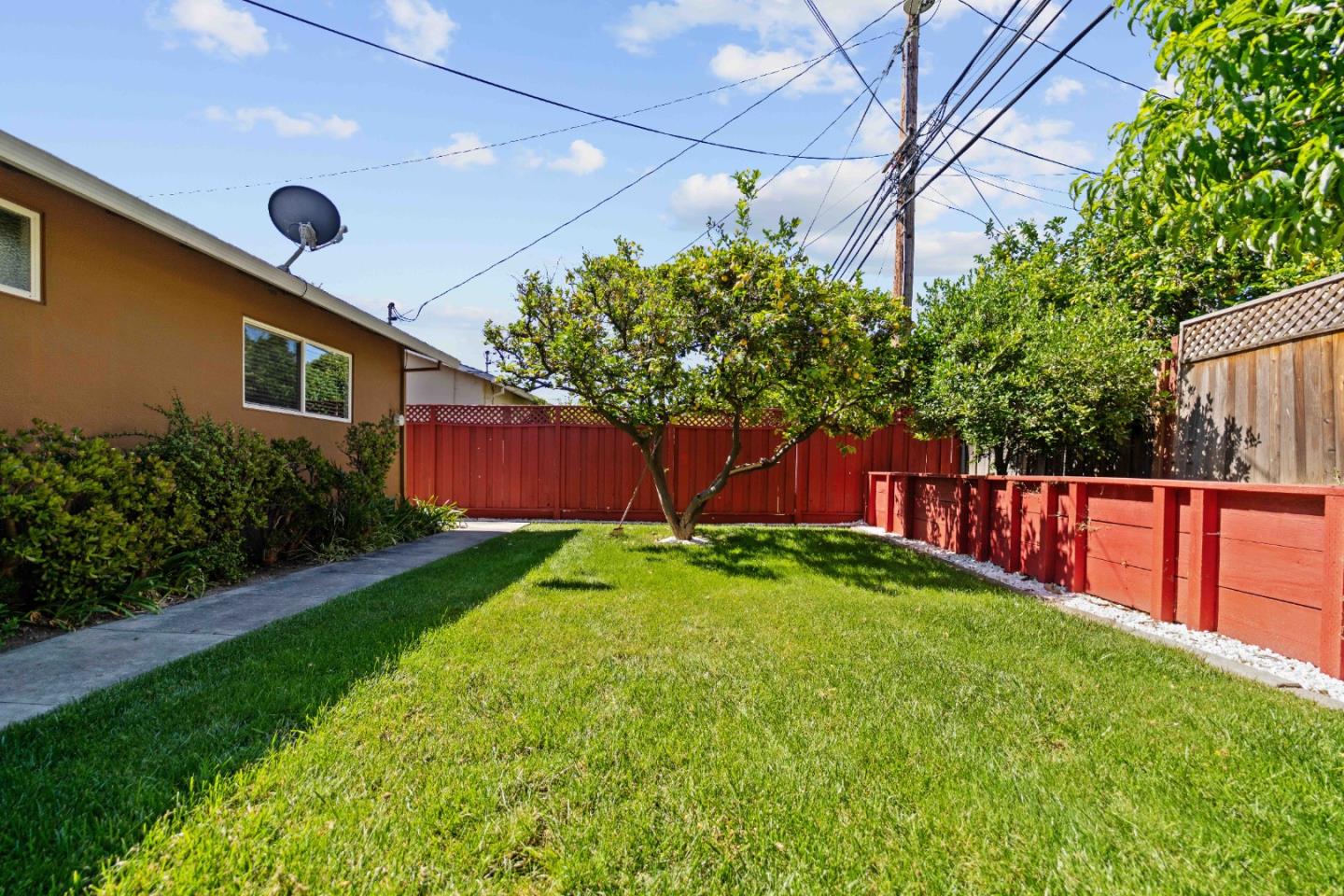 Detail Gallery Image 24 of 26 For 5191 Roeder Rd, San Jose,  CA 95111 - 3 Beds | 2 Baths