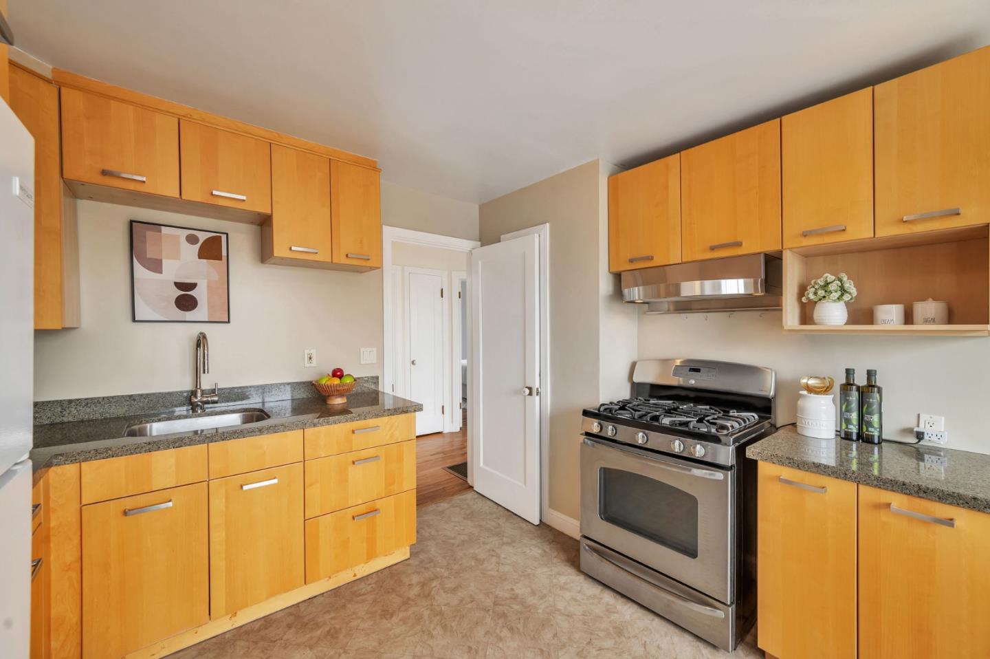Detail Gallery Image 20 of 43 For 2314 43rd Ave, San Francisco,  CA 94116 - 2 Beds | 1 Baths