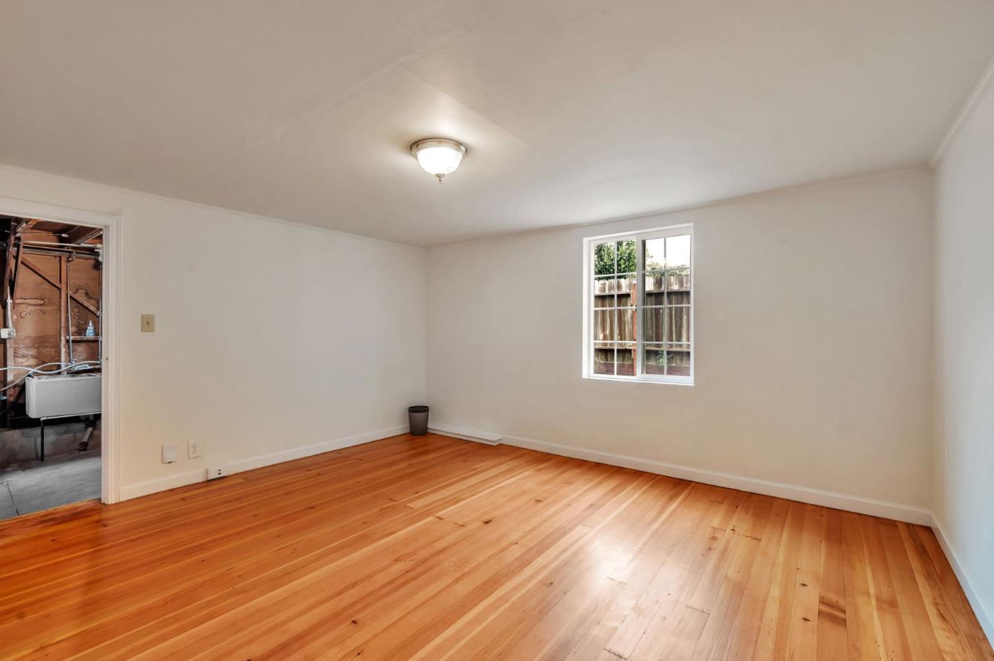 Detail Gallery Image 32 of 43 For 2314 43rd Ave, San Francisco,  CA 94116 - 2 Beds | 1 Baths
