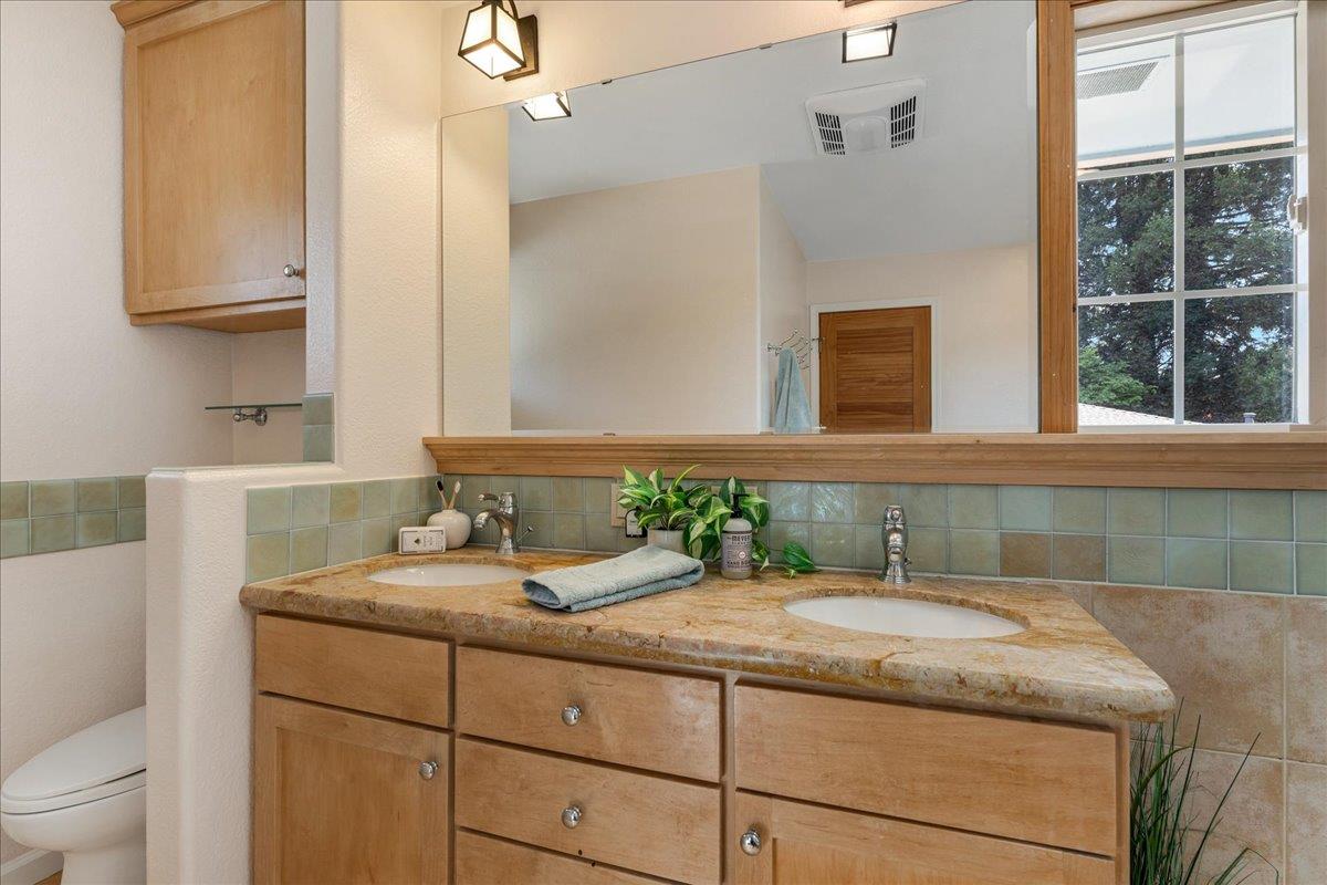 Detail Gallery Image 21 of 44 For 111 Esmeralda Dr, Santa Cruz,  CA 95060 - 4 Beds | 2/1 Baths