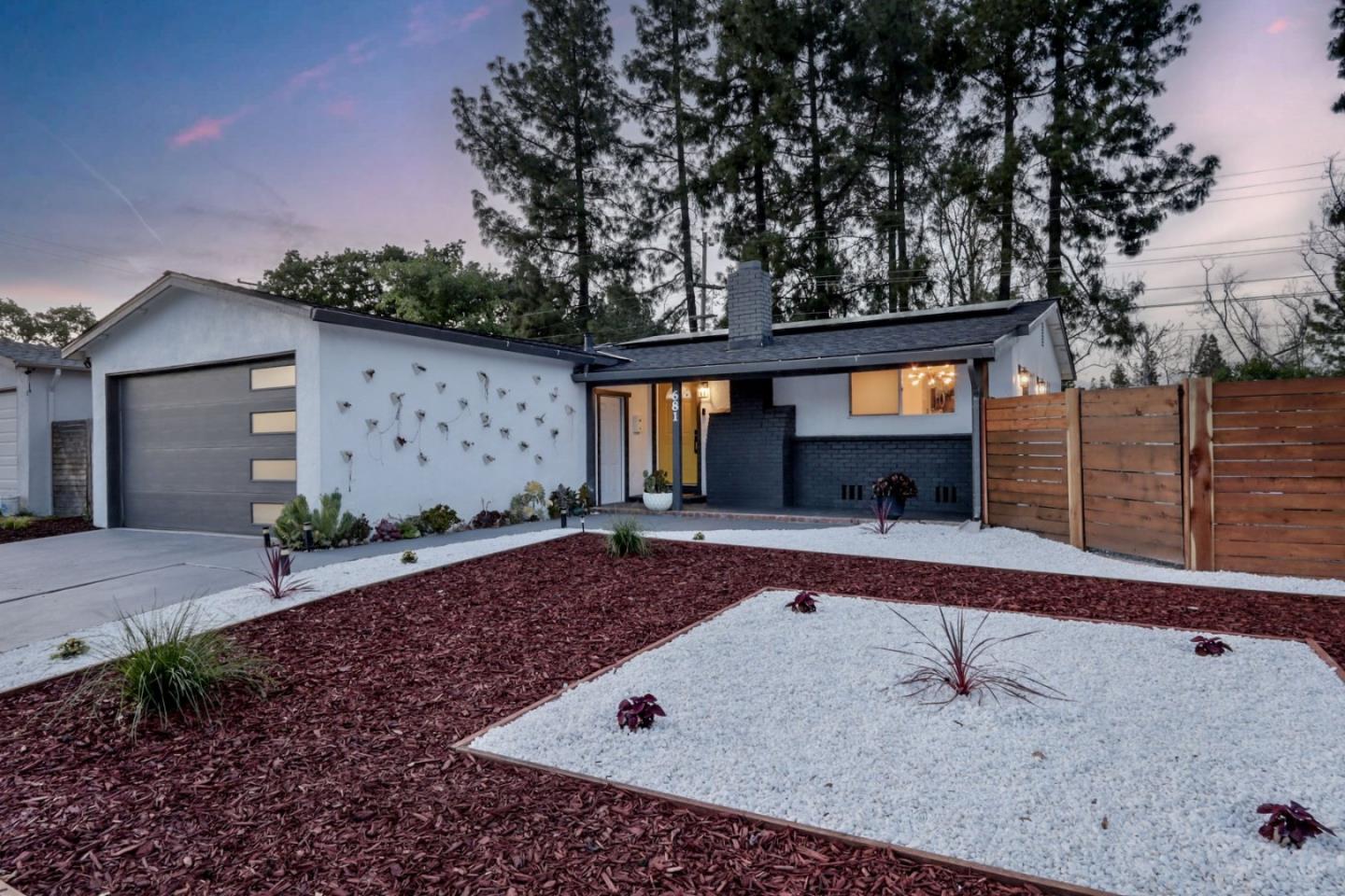 Detail Gallery Image 2 of 55 For 681 Arnold Dr, Gilroy,  CA 95020 - 3 Beds | 1/1 Baths
