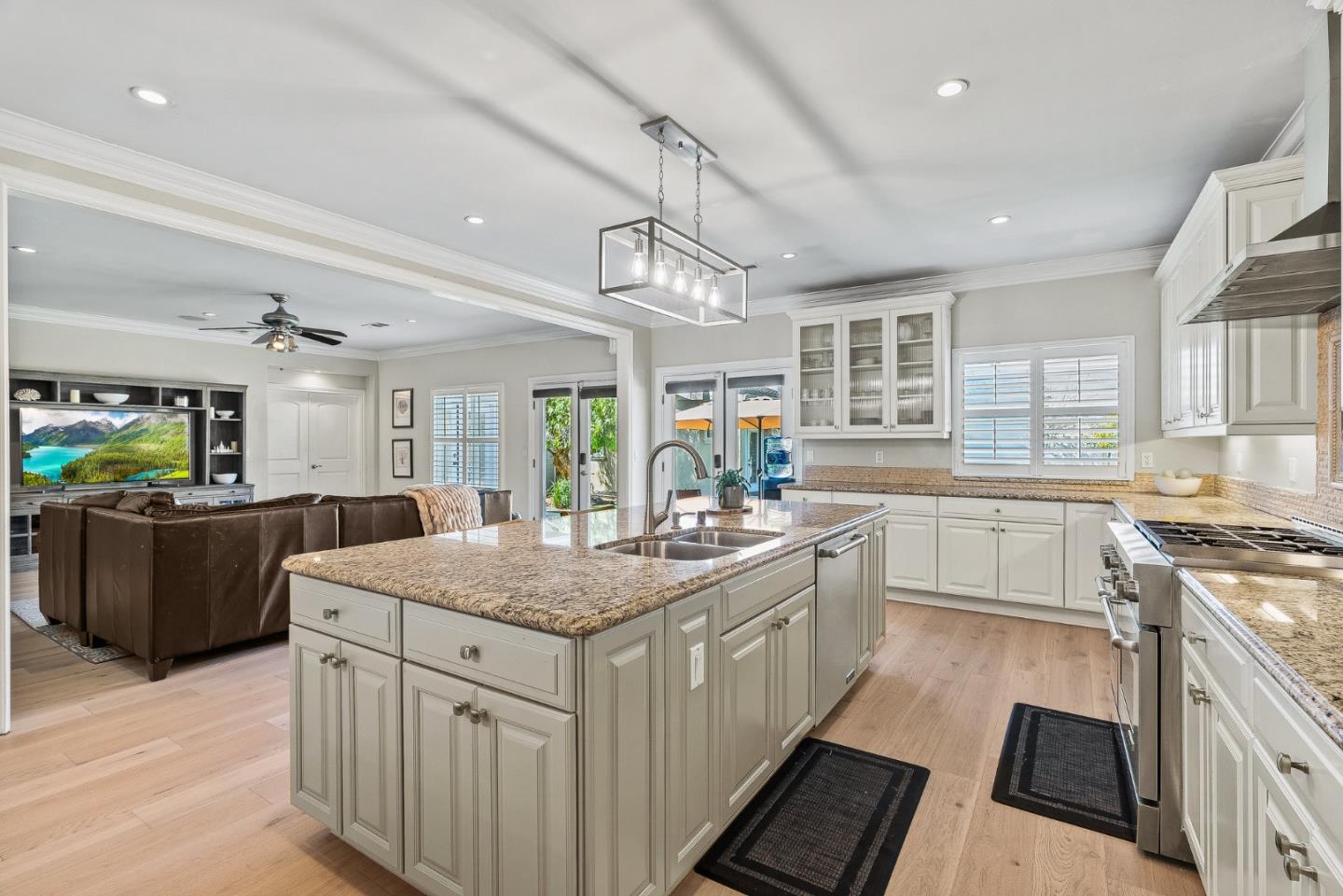 Detail Gallery Image 14 of 45 For 2213 Foxworthy Ave, San Jose,  CA 95124 - 4 Beds | 3 Baths