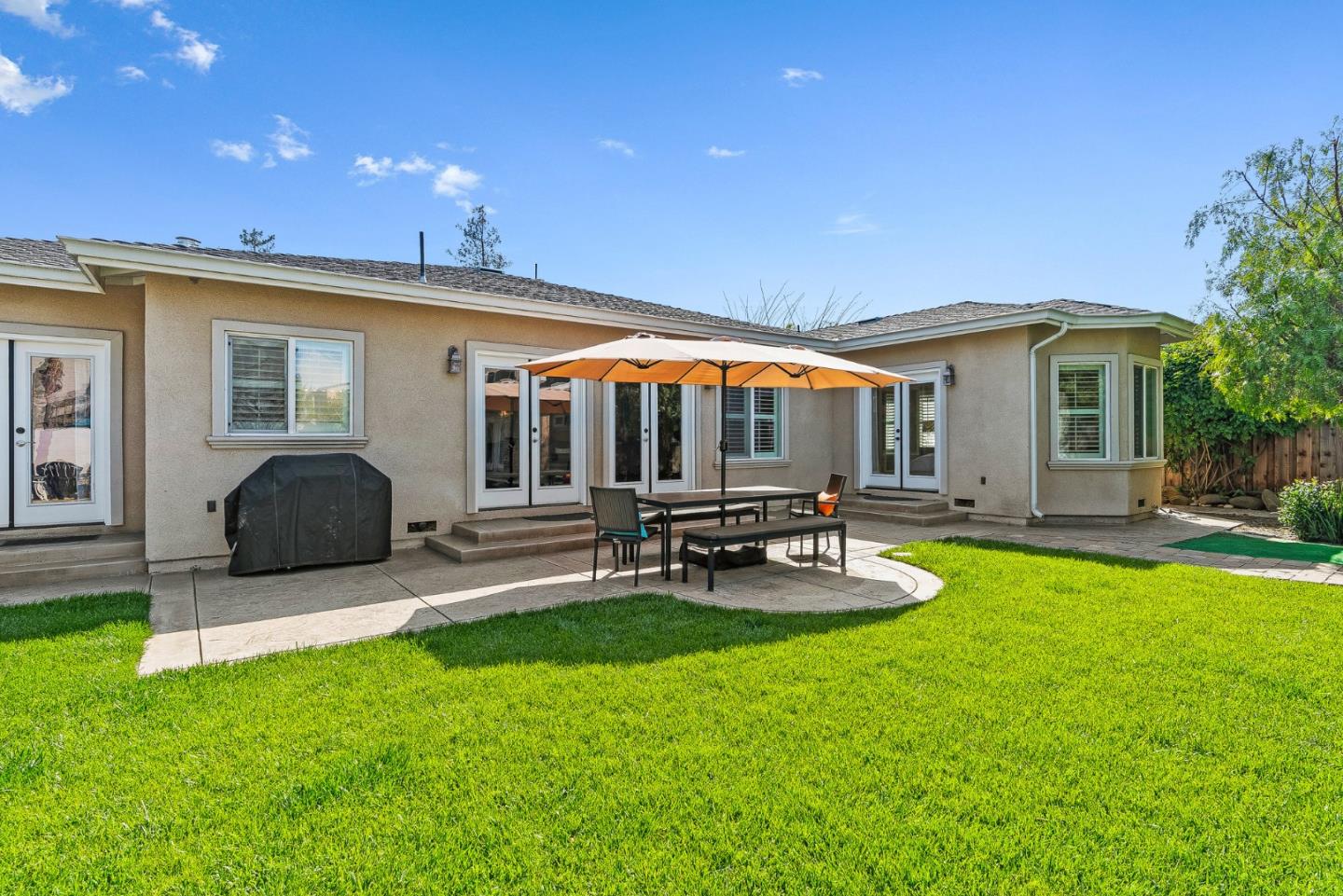 Detail Gallery Image 27 of 45 For 2213 Foxworthy Ave, San Jose,  CA 95124 - 4 Beds | 3 Baths