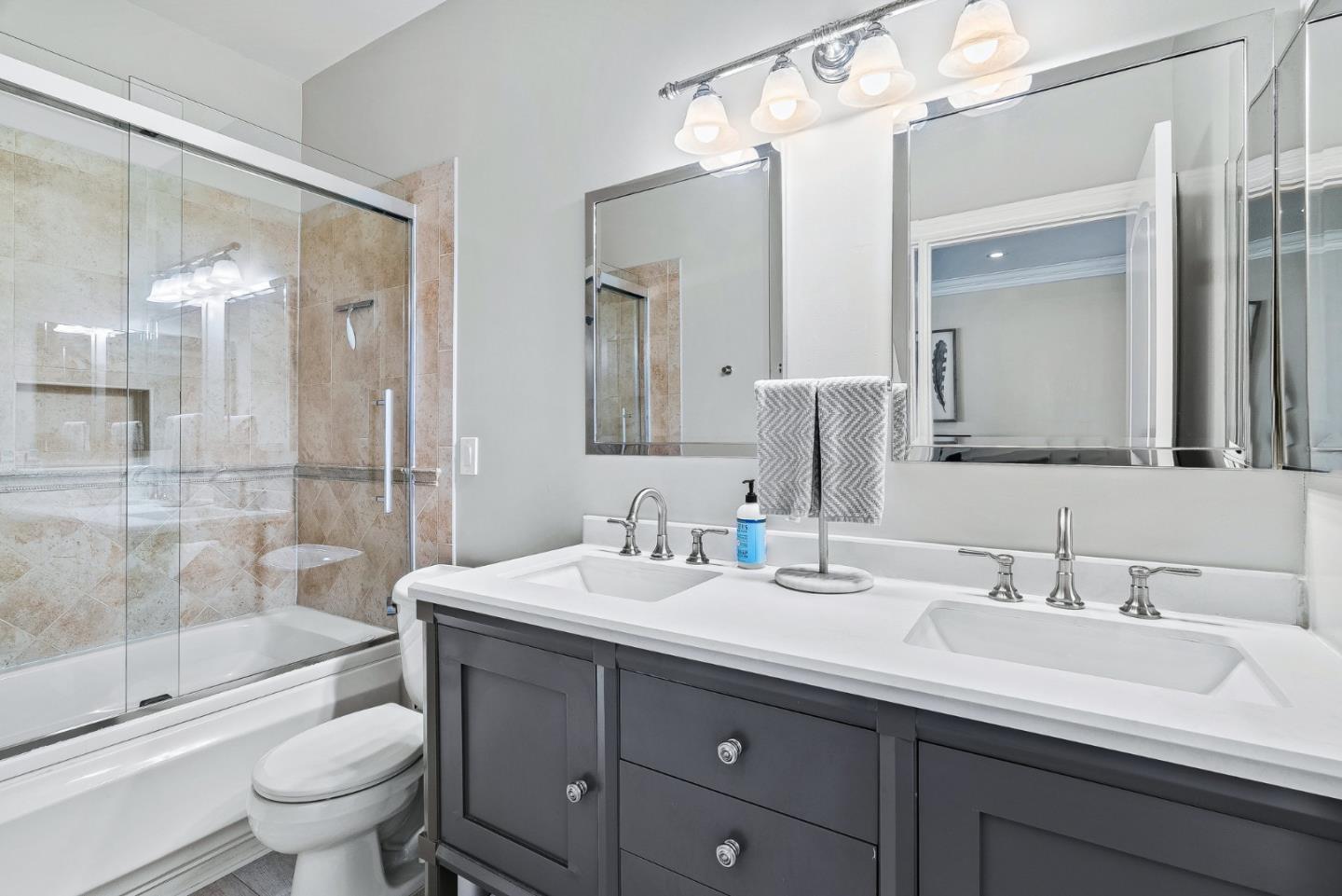 Detail Gallery Image 8 of 45 For 2213 Foxworthy Ave, San Jose,  CA 95124 - 4 Beds | 3 Baths